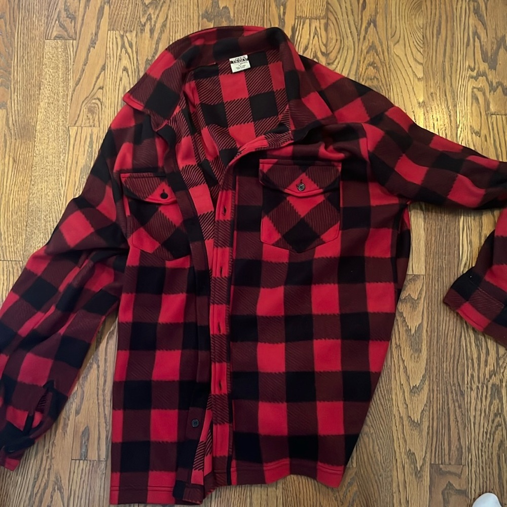 Men’s red/black flannel shirt